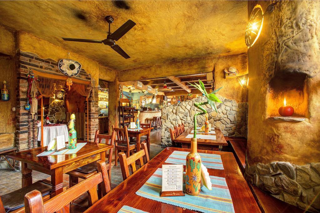 サノク Xavito Bed & Breakfast エクステリア 写真